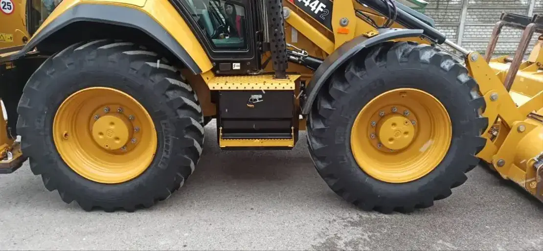 Caterpillar Cat 444 F2 - Image 2