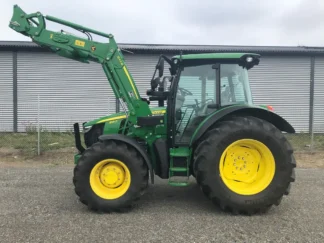 JOHN DEERE 4520 com carregador frontal